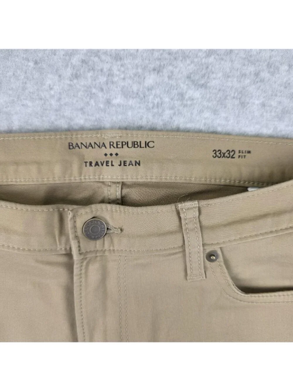 Banana Republic Travel Jeans Mens 33x32 Slim Tapered Beige Stretch Pants NWT
